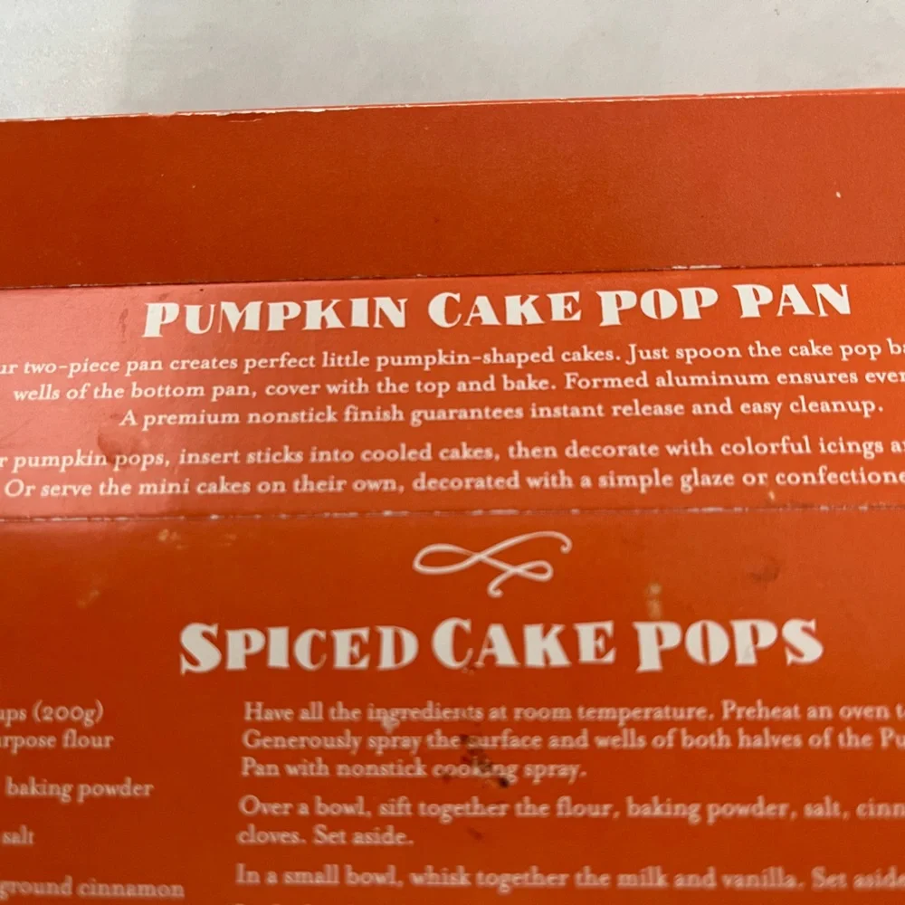 William Sonoma Fall Pumpkin Cake Pop Pan Bakeware